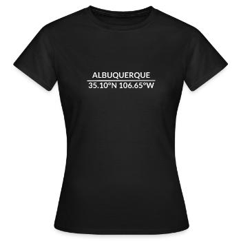 Albuquerque New Mexico USA Koordinaten - Frauen T-Shirt - Schwarz - Vorne - AI Model Female 172 dark (172cm)