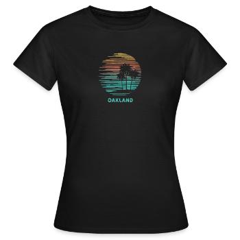 Oakland Californie Cool Souvenir Vacances Artistique - T-shirt Femme - noir - Devant - AI Model Female 172 dark (172cm)