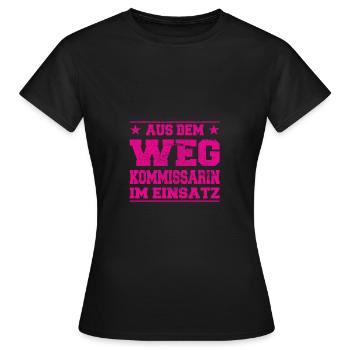 À l’écart du chemin Commissaire en Action Design - T-shirt Femme - noir - Devant - AI Model Female 172 dark (172cm)