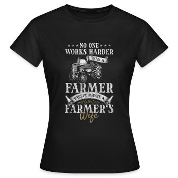 Landwirtschaft Held Hof Demonstrieren - Frauen T-Shirt - Schwarz - Vorne - AI Model Female 172 dark (172cm)