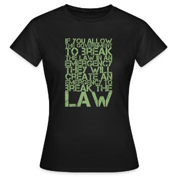 Notfall-Tyrannei - Frauen T-Shirt - Schwarz - Vorne - AI Model Female 172 dark (172cm)