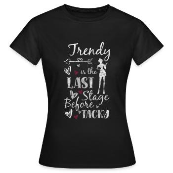 Mode Centre commercial Défilé de mode Bijoux - T-shirt Femme - noir - Devant - AI Model Female 172 dark (172cm)