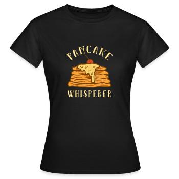 Pfannkuchen - Frauen T-Shirt - Schwarz - Vorne - AI Model Female 172 dark (172cm)