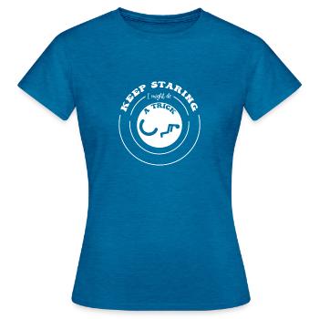 Accès en fauteuil roulant - T-shirt Femme - bleu saphir antique chiné - Devant - AI Model Female 172 dark (172cm)