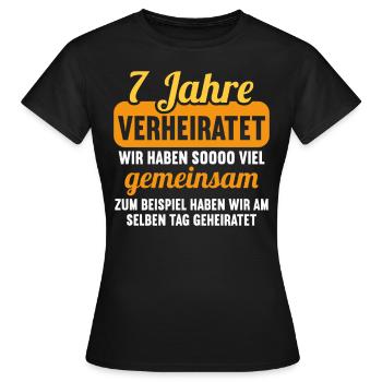 Wir haben viel gemeinsam 7.Hochzeitstag - Frauen T-Shirt - Schwarz - Vorne - AI Model Female 172 dark (172cm)