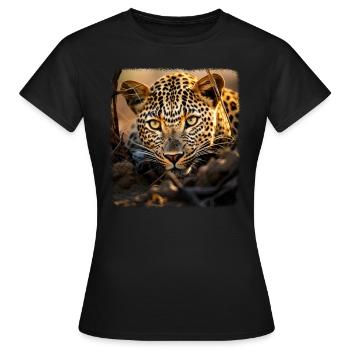 Leoparde realistic Leopard - Women's T-Shirt - black - Front - AI Model Female 172 dark (172cm)