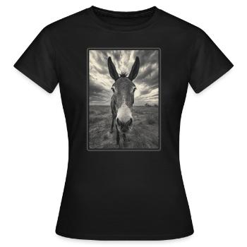 Maultiere Maultier - Frauen T-Shirt - Schwarz - Vorne - AI Model Female 172 dark (172cm)