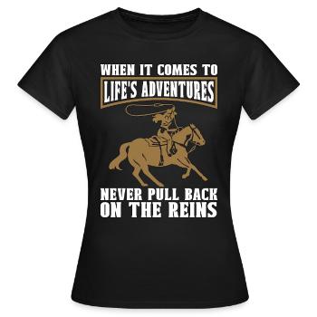 Steer Wrestling quand il s’agit de rodéo Team Roping - T-shirt Femme - noir - Devant - AI Model Female 172 dark (172cm)