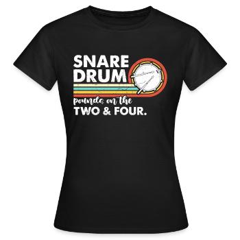 Snare Drum Pounds On The Marching Band Drummer - Women's T-Shirt - black - Front - AI Model Female 172 dark (172cm)