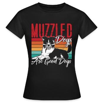 Dresseur de chiens d’assistance Les chiens muselés sont des maîtres-chiens - T-shirt Femme - noir - Devant - AI Model Female 172 dark (172cm)