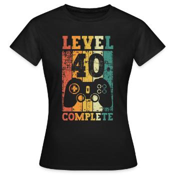 40 jaar geleden was ik de snelste 40. - Vrouwen T-shirt - zwart - Voor - AI Model Female 172 dark (172cm)