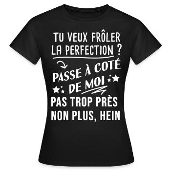 humour perfection - T-shirt Femme - noir - Devant - AI Model Female 172 dark (172cm)