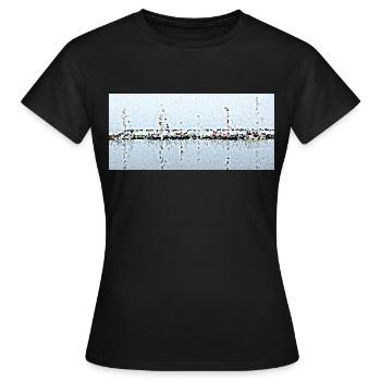 Boats and their reflection - Women's T-Shirt - black - Front - AI Model Female 172 dark (172cm)