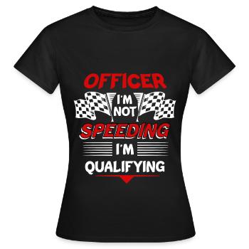 Offizier: Ich fahre nicht zu schnell, ich - Frauen T-Shirt - Schwarz - Vorne - AI Model Female 172 dark (172cm)