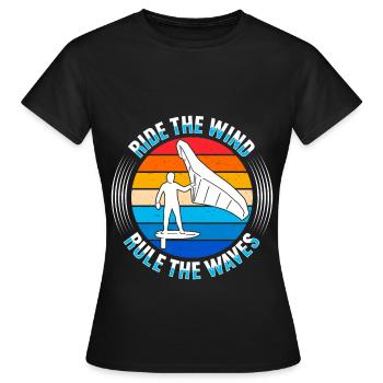 Wingsurfing Foil Wing Wing Boarding Wing Foiling - Frauen T-Shirt - Schwarz - Vorne - AI Model Female 172 dark (172cm)
