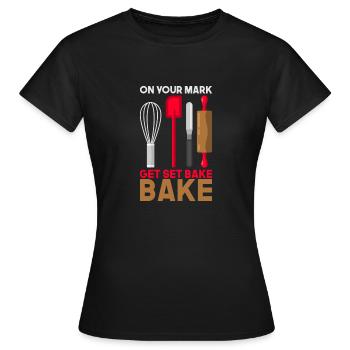 Los Backen! Wallholz Schneebesen lustiger Spruch - Frauen T-Shirt - Schwarz - Vorne - AI Model Female 172 dark (172cm)