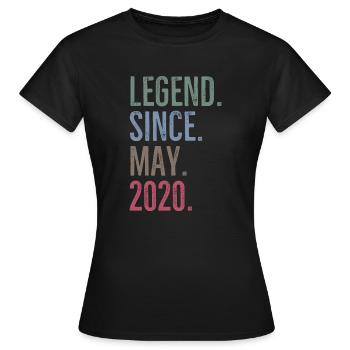 Legende seit Mai 2020 - Frauen T-Shirt - Schwarz - Vorne - AI Model Female 172 dark (172cm)