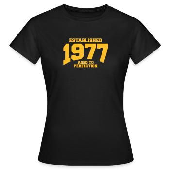 aged to perfection established 1977 (fr) - T-shirt Femme - noir - Devant - AI Model Female 172 dark (172cm)