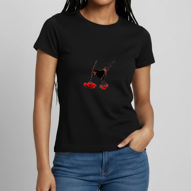 Amsel mit Vogelbeeren Frauen T-Shirt