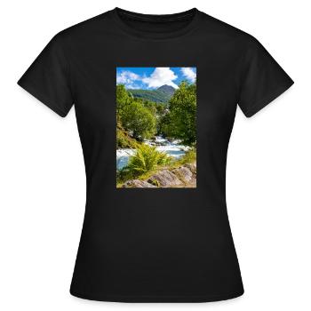 Geiranger panorama Storseterfossen Norwegen - Frauen T-Shirt - Schwarz - Vorne - AI Model Female 172 dark (172cm)