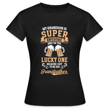 Oma Enkelkind Geburt - Frauen T-Shirt - Schwarz - Vorne - AI Model Female 172 dark (172cm)