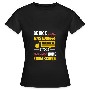 Schulbusfahrer Schulbus - Frauen T-Shirt - Schwarz - Vorne - AI Model Female 172 dark (172cm)