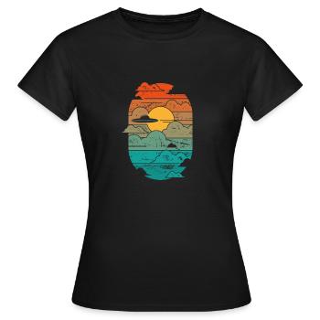 UFO im Himmel - Frauen T-Shirt - Schwarz - Vorne - AI Model Female 172 dark (172cm)