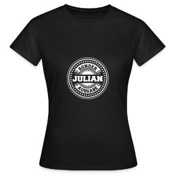 Julian - Frauen T-Shirt - Schwarz - Vorne - AI Model Female 172 dark (172cm)
