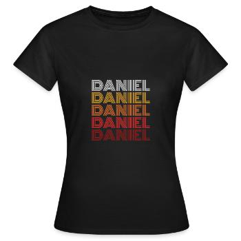 Daniel - Frauen T-Shirt - Schwarz - Vorne - AI Model Female 172 dark (172cm)