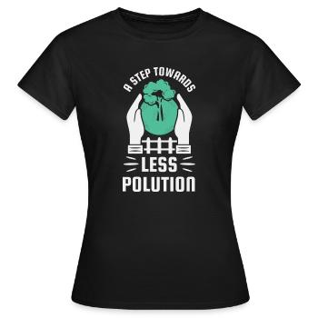 Schritt Richtung Weniger Verschmutzung - Frauen T-Shirt - Schwarz - Vorne - AI Model Female 172 dark (172cm)