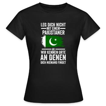 Pakistan Pakistaner Pakistanisches - Frauen T-Shirt - Schwarz - Vorne - AI Model Female 172 dark (172cm)