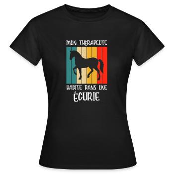 mon thérapeute habite une écurie - T-shirt Femme - noir - Devant - AI Model Female 172 dark (172cm)