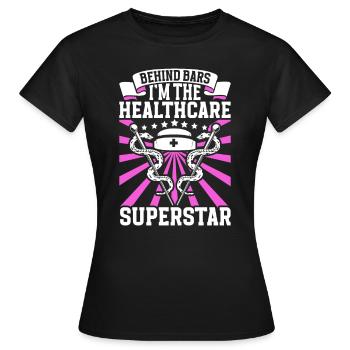 Superstar als Pflegekraft im Strafvollzug - Frauen T-Shirt - Schwarz - Vorne - AI Model Female 172 dark (172cm)