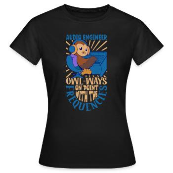Hibou à la table de mixage - ingénieur du son - T-shirt Femme - noir - Devant - AI Model Female 172 dark (172cm)