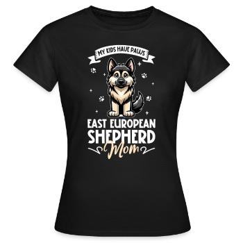 Shepherd Mama d’Europe de l’Est - T-shirt Femme - noir - Devant - AI Model Female 172 dark (172cm)