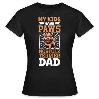Norfolk Terrier Papa - Frauen T-Shirt - Schwarz - Vorne - AI Model Female 172 dark (172cm)