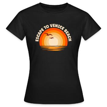 I'm fleeing to Venice Beach - Women's T-Shirt - black - Front - AI Model Female 172 dark (172cm)