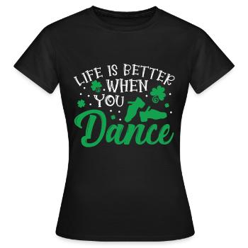 Danse irlandaise - T-shirt Femme - noir - Devant - AI Model Female 172 dark (172cm)