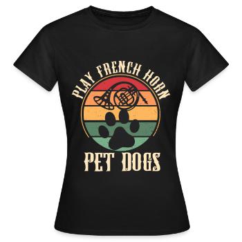 Französischer Hornhund -Spieler Hornist Messing - Frauen T-Shirt - Schwarz - Vorne - AI Model Female 172 dark (172cm)