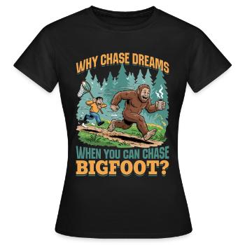 Bigfoot Sasquatch - Frauen T-Shirt - Schwarz - Vorne - AI Model Female 172 dark (172cm)