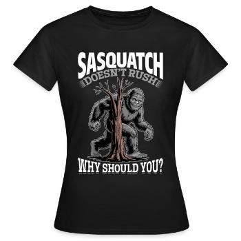 Bigfoot Sasquatch - Frauen T-Shirt - Schwarz - Vorne - AI Model Female 172 dark (172cm)