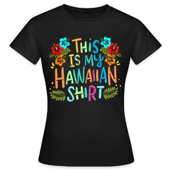 Hawaii Strand - Frauen T-Shirt - Schwarz - Vorne - AI Model Female 172 dark (172cm)