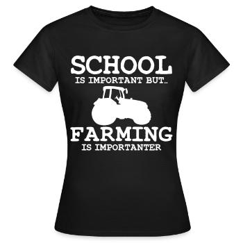 Landwirtschaft - Frauen T-Shirt - Schwarz - Vorne - AI Model Female 172 dark (172cm)