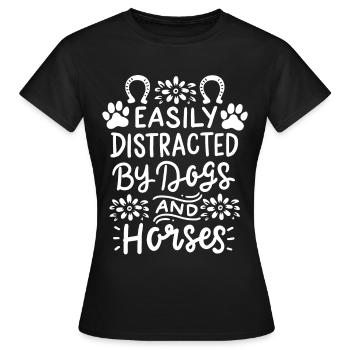 Chiens et chevaux écurie de vacances équestre - T-shirt Femme - noir - Devant - AI Model Female 172 dark (172cm)