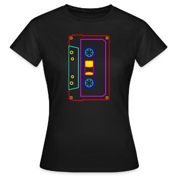 Kassette - Mixtape Audiokassette Magnetband retro - Frauen T-Shirt - Schwarz - Vorne - AI Model Female 172 dark (172cm)