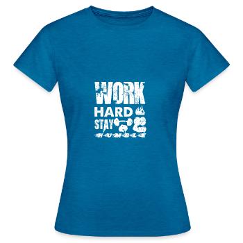 Travailler dur Restez humble - - T-shirt Femme - bleu saphir antique chiné - Devant - AI Model Female 172 dark (172cm)