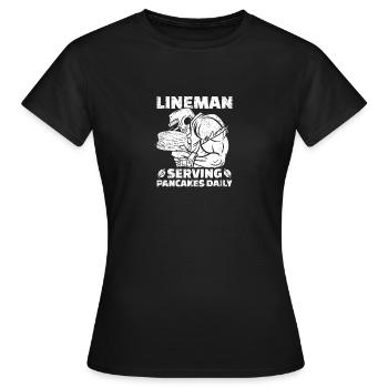 Offensive Lineman Football Pancakes Geschenk - Frauen T-Shirt - Schwarz - Vorne - AI Model Female 172 dark (172cm)
