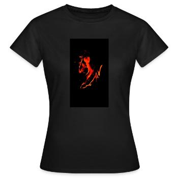 Feuer - Frauen T-Shirt - Schwarz - Vorne - AI Model Female 172 dark (172cm)
