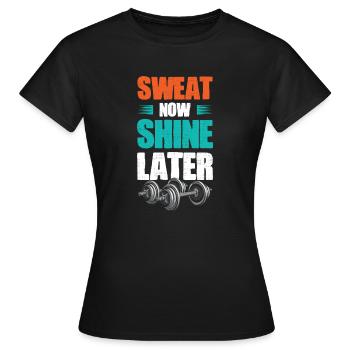 Entraînement de transpiration de remise en forme - T-shirt Femme - noir - Devant - AI Model Female 172 dark (172cm)