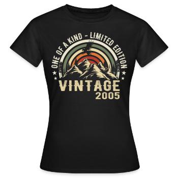 Né en 2005 Vintage 2005 Anniversaire Rétro 2005 - T-shirt Femme - noir - Devant - AI Model Female 172 dark (172cm)